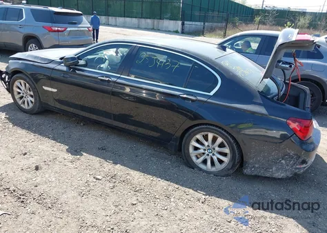 2015 BMW 740Li xDrive z USA, uszkodzony, nr VIN WBAYF4C55FGS99286